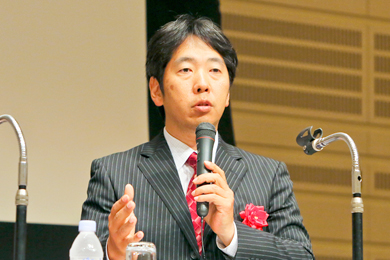 栗田氏